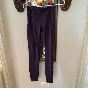 Lululemon plum color leggings xs